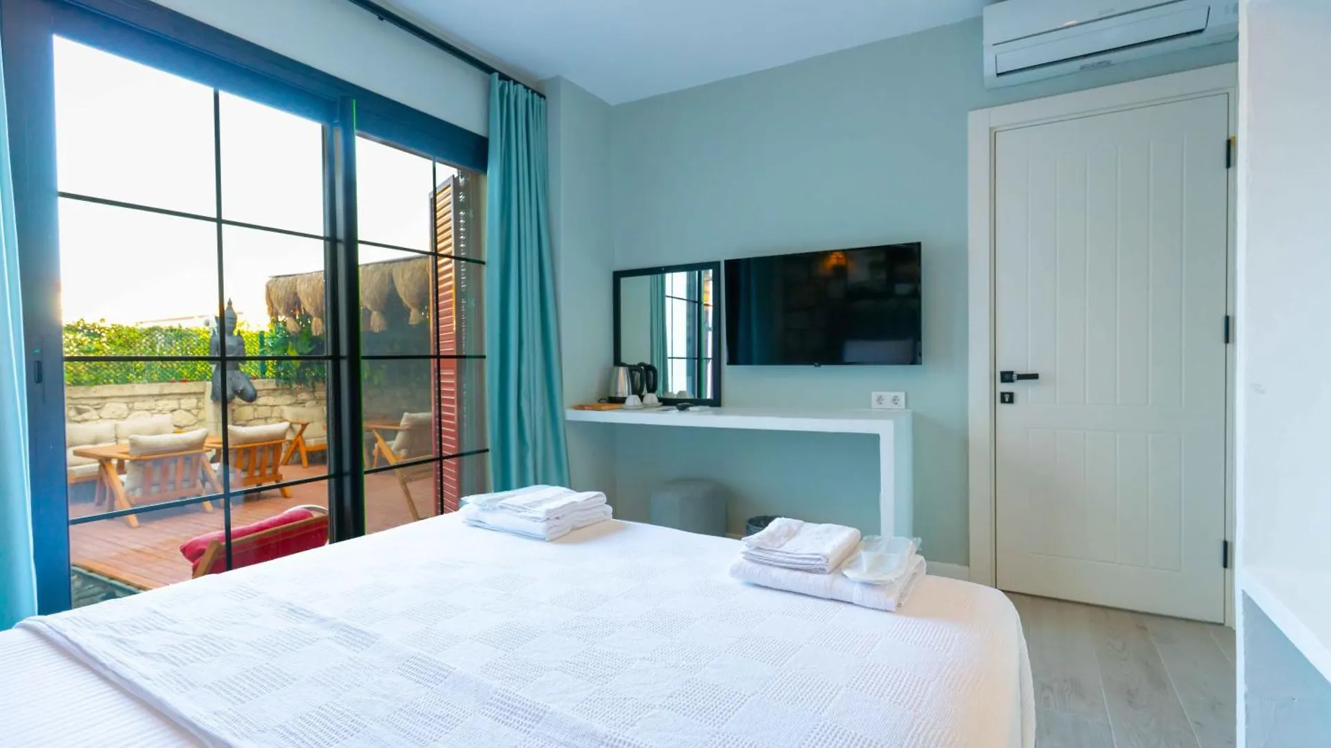 Karnelyan Alacati Çeşme ホテル